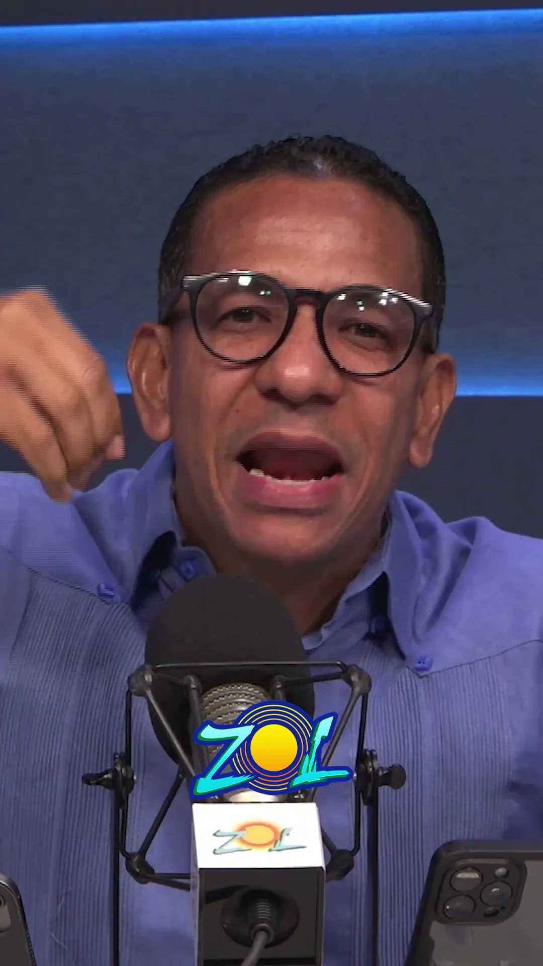 “DEJEN LAS EXCUSAS QUE CON NO SE RESUELVEN PROBLEMAS”
