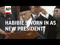 Download Lagu INDONESIA: JAKARTA: B J HABIBIE SWORN IN AS NEW PRESIDENT