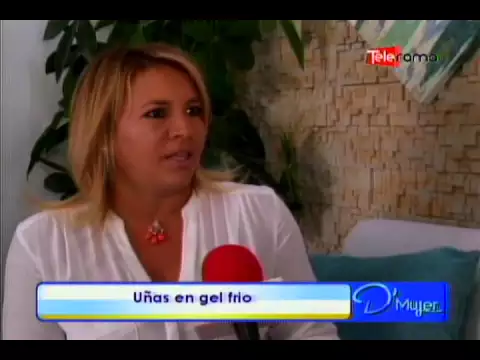 Uñas de gel frío