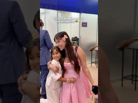 VLOG + SESSÃO DE AUTÓGRAFOS NA BIENAL 😱❤️