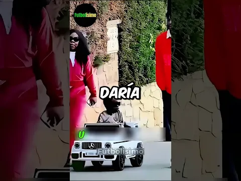Yamal le dio un regalo a su hermano 🎁🥰