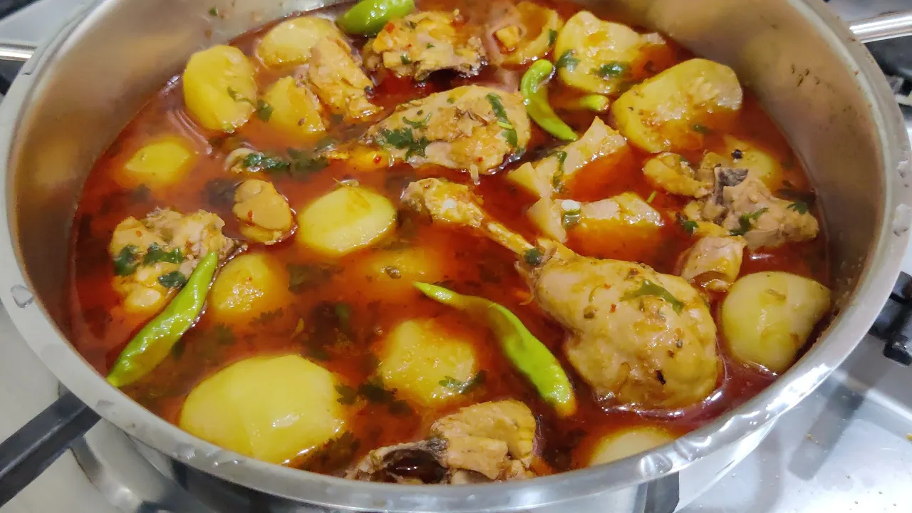 Master the Art of Zaiqedar Chicken Tinday Recipe in Minutes