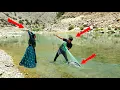 Download Lagu Searching for Ali by the River: Trusting Narges