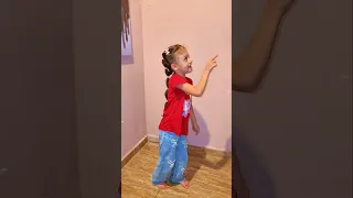 ترند انا اطلع انت تنزل  ع طريقة غزل ومحمد              دندنها