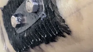 19 August 2022  It is an epoxy needle the advantage, it has the same diameter as the string.