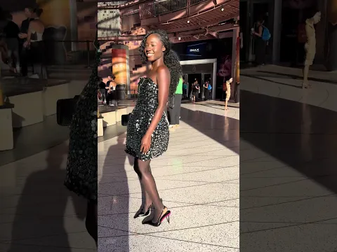 If you leave negative comment you are jealous, get a life #losangeles #fashiongirls #redcarpet