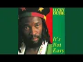 Download Lagu It's Not Easy (Live in Paris-Élysées Montmartre Vendredi, 20 November 1992)