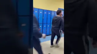 شاهد خناقه فى مدرسه انترناشونال واستدعاء الشرطه 