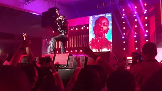 lojay performs tonongo monalisa u0026 lv u0026 attn ft wizkid u0026 sarz at the rick ross live in lagos