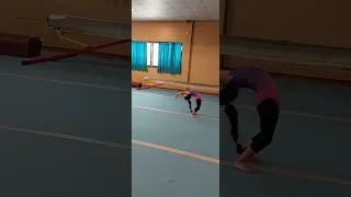 اکادمی ژیمناستیک رها ژیمناستیک کودکان بهترین کلاس ژیمناستیک  اکادمی ژیمناستیک رها ژیمناستیک کودکان بهترین کلاس ژیمناستیک