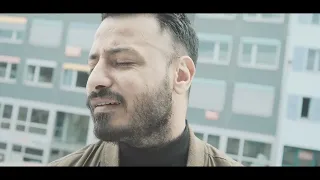                        الغربة                                        سمعها