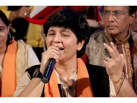 Download MP3 Falguni Pathak At Bahulnath - Garba, Dakla, Dummer & Dhamal 2016