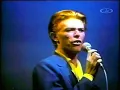 David Bowie - Fame (fixed audio) Performance on the soul train 1975