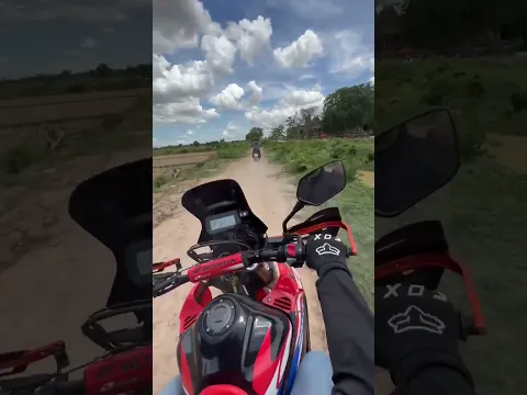 #CRF250 vs X-ADV750:The Ultimate Off-Road Chase! 🏍️💨#XADV750 #OffRoad #Chase #MotorcycleAdventure"