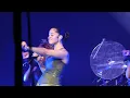 Ella Mai - "How'" (Live in Boston)