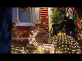 How to Hang Wreaths on Windows