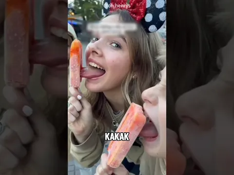 Lidah Anak Ini Menempel di Es Krim 😱