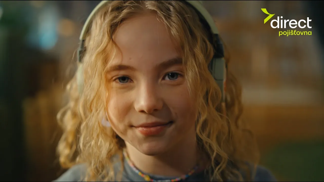 Direct pojišťovna — Direct pojišťovna — Pojištění lusknutím prstu (YouTube video ad)