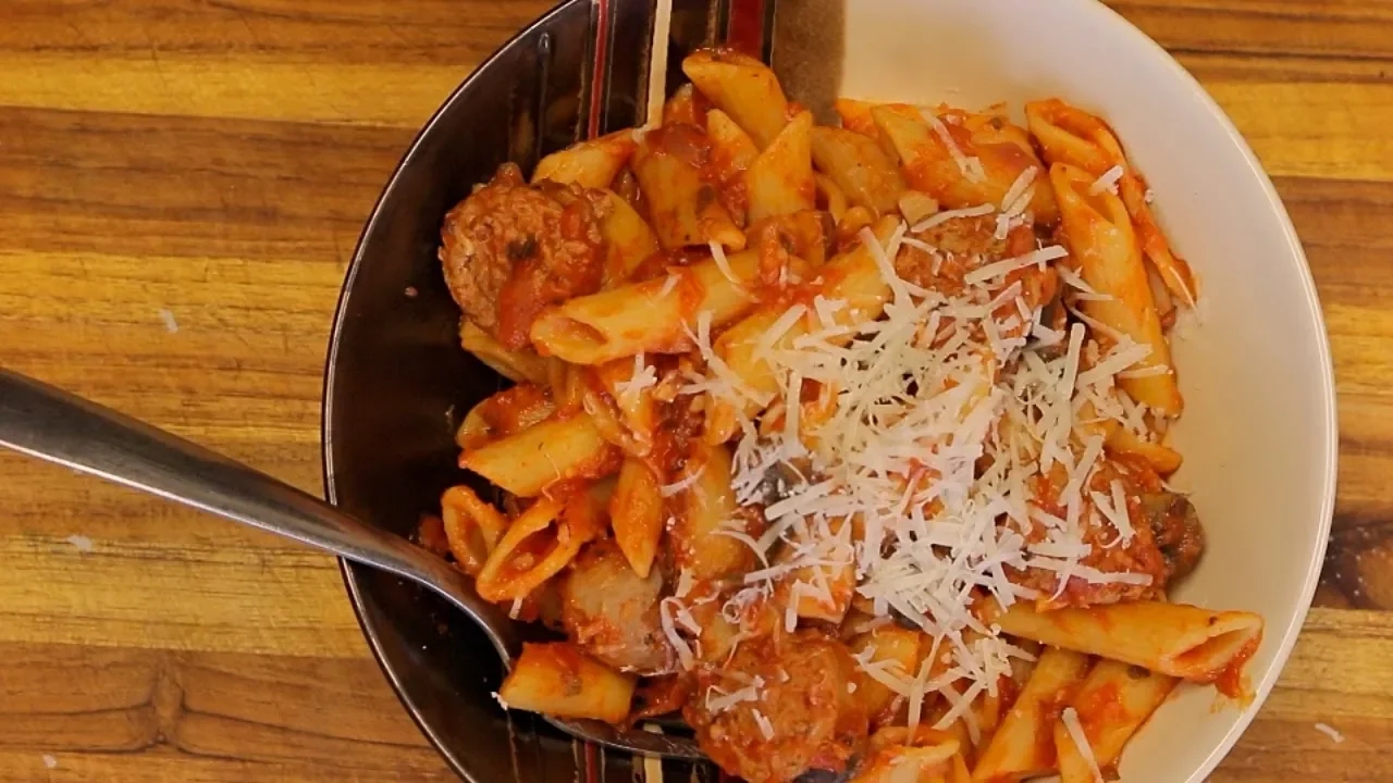 Organic Pasta and Turkey Sausage - red sauce pasta - italian recipes - healthy recipe