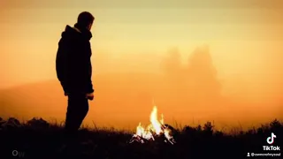 ماكنتش أعرف قبل النهاردة ان العيون تقدر تخون بالشكل دا   دندنها