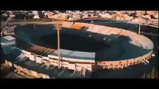 حتى كان بعيد مكاني حتي كان غارق في أحزاني راك في بالي        أغنية النجم الساحلي الجديدة دندنها