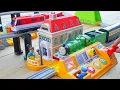 Titipo's Talking Control Center \u0026 Thomas the Tank Engine's 3 Intersecting Courses