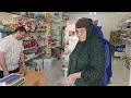 A young shopkeeper’s unexpected gift took a homeless family by surprise!