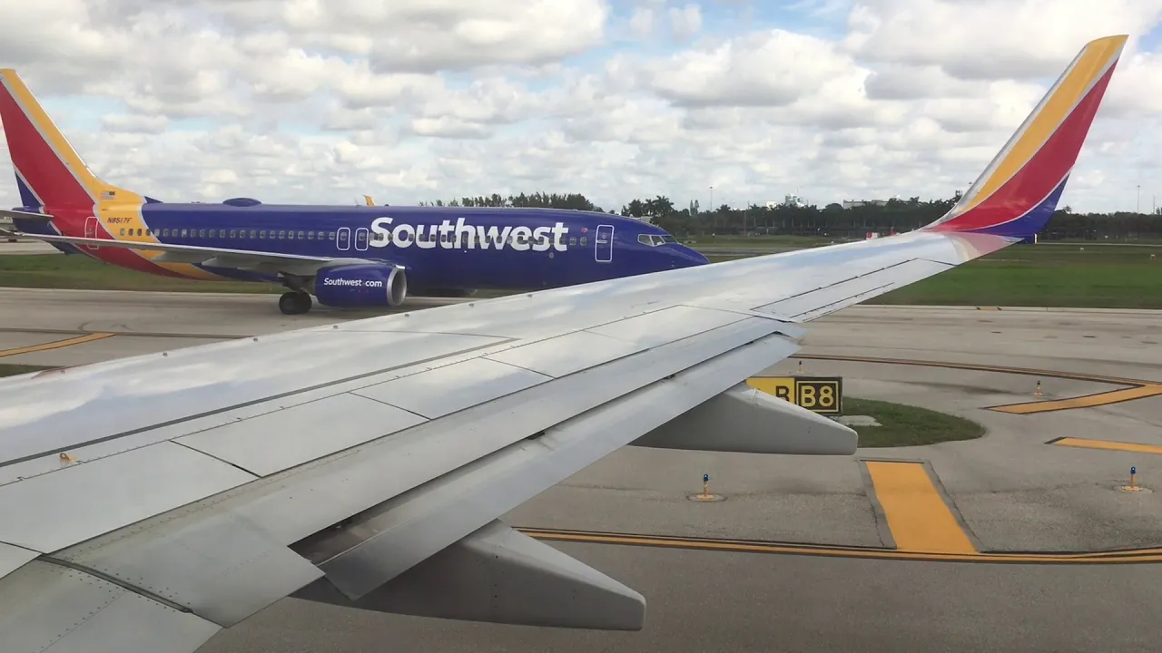 Fort Lauderdale airport reopens after suspicious package investigation