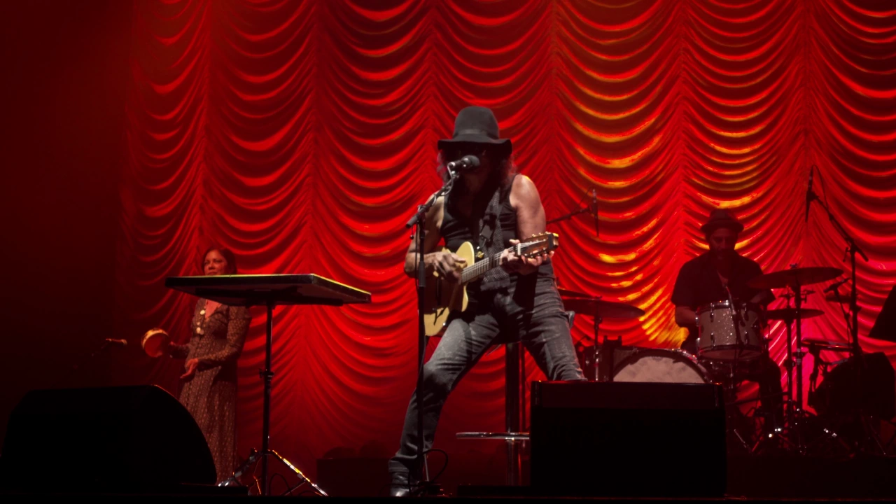 Rodriguez - Light My Fire - LIVE Melbourne 25th November 2016 HD