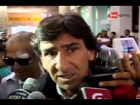 Técnico Costas ha mantenido diálogo con dirigentes de Barcelona