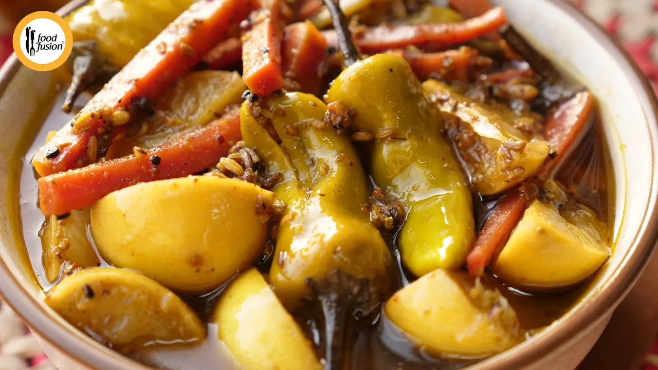 Mix Gajar, Lemon & Hari Mirch Achar /pickle Recipe By Food Fusion