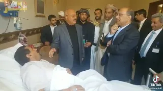 تابع زيارة الزعيم علي عبدالله صالح أثناء مرض الشيخ زيد أبو علي والاطمئنان عليه 