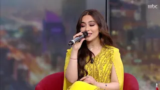 الفنانة أريام تغني الشهيرة والأقرب الى قلبها  صوتك يكفيني بلا شوف  دندنها