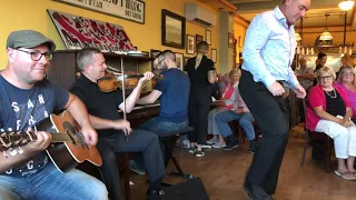 Red Shoe Pub Rodney MacDonald fiddle Mac Morin piano Patrick Gillis guitar - Finale