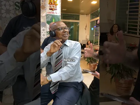 KRAWK mostra sua música pro PASTOR... #shorts