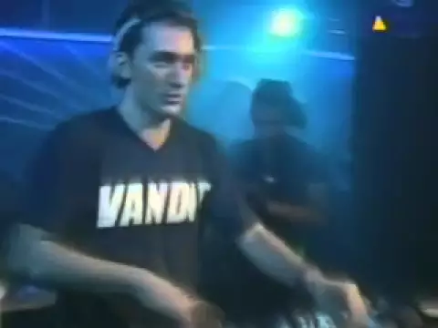 Download MP3 Paul Van Dyk - Live @ Mayday 2000.mpeg