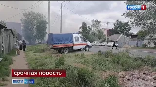 В Омске на Северных горят два жилых дома