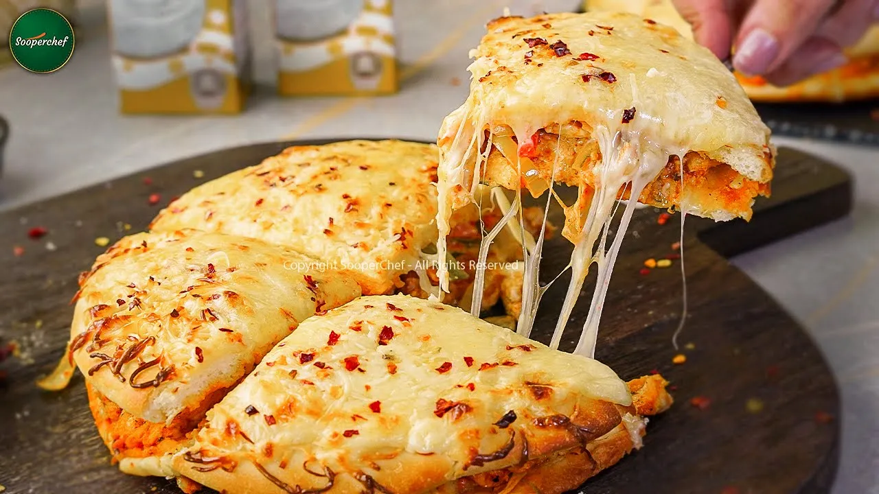 Shawarma Bread Pizza - Satisfy Your Cravings with this Shawarma Sandwich