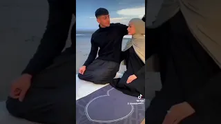 لا لا تحسب ان الدين بعيدا عن حب وحياة 