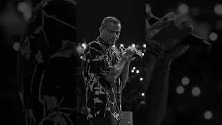 عمرو دياب بحلم يجي يوم لا مكانك اتملي عمرو دياب Amr Diab 