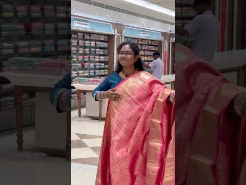 5 லட்ச ரூபாய்க்கு புடவ வாங்க போறோம்🥹😍 #shorts #youtubeshorts #sriharish #iamsriharishofficial