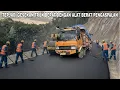 Download Lagu INSIDEN TERJADI !! PENGASPALAN DI JALAN SEMPIT Kembali Akibatkan Insiden Truk VS Alat Berat