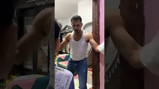 فينك يا زميلي معايا حكاية أخوك محتاجلك 