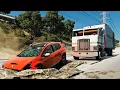 Download Lagu BeamNG Drive - Realistic Car Crashes | Road Potholes