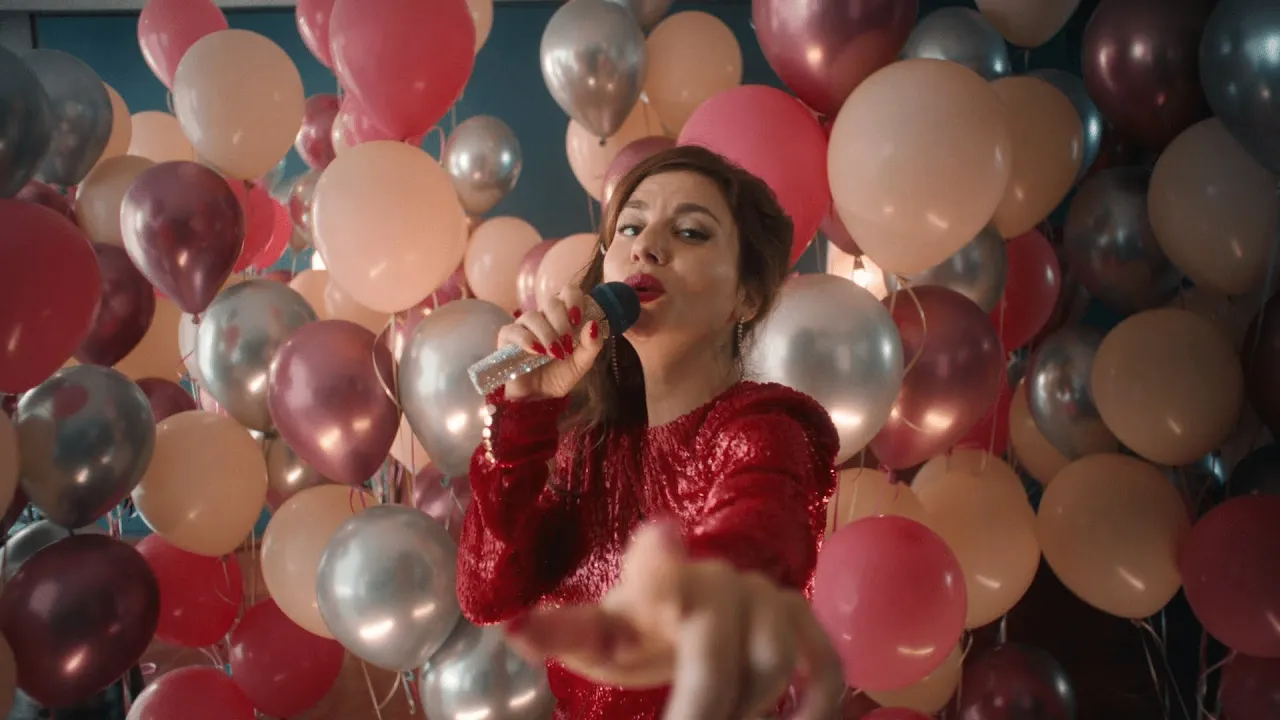 Eurobank Group — Eurobank Mastercard - Live Your Dreams (YouTube video ad)