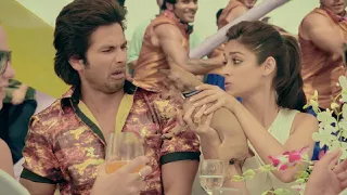 Khali Pili Khali Peeli Rokne Ka Nahi Song Dance Tu Mere Agal Bagal Hai Mika Singh Shahid Kapoor 