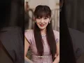 20살 생일, 가족이 나를 속여 불러내 양녀가 나를 절벽에서 밀도록 방치했다. 가족은 내가 죽은 줄 알았지만 난 살아돌아와 제국 세우고, 그들은 용서를 구한다.