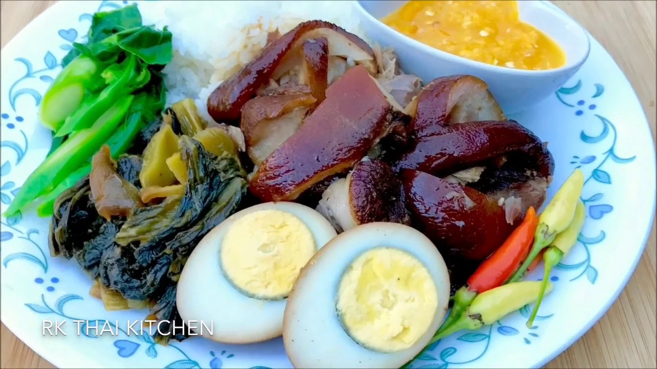  Pork Leg Stew with Rice (Khao Kha Moo).   Thai Food