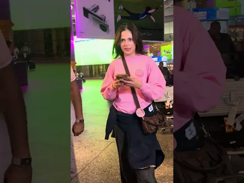 Aneet Padda Spotted At Airport.