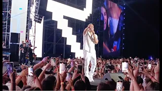 في حياتنا ناس كاملة من حفل عمرو دياب في بيروت ٢٠٢٤ و تفاعل الجمهور Amr Diab In Beirut June 2024 